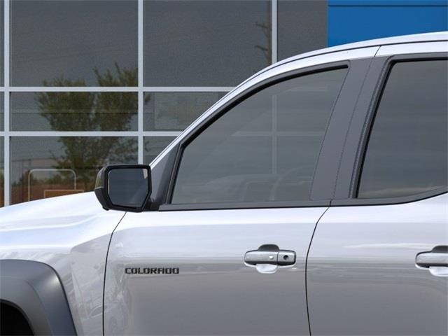 2024 Chevrolet Colorado ZR2 12