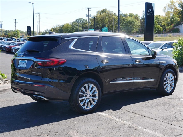 2018 Buick Enclave Essence 5