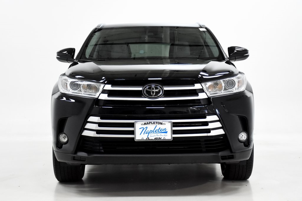 2017 Toyota Highlander XLE 3