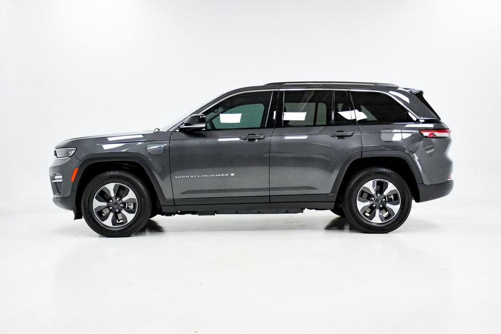 2023 Jeep Grand Cherokee Base 4xe 29