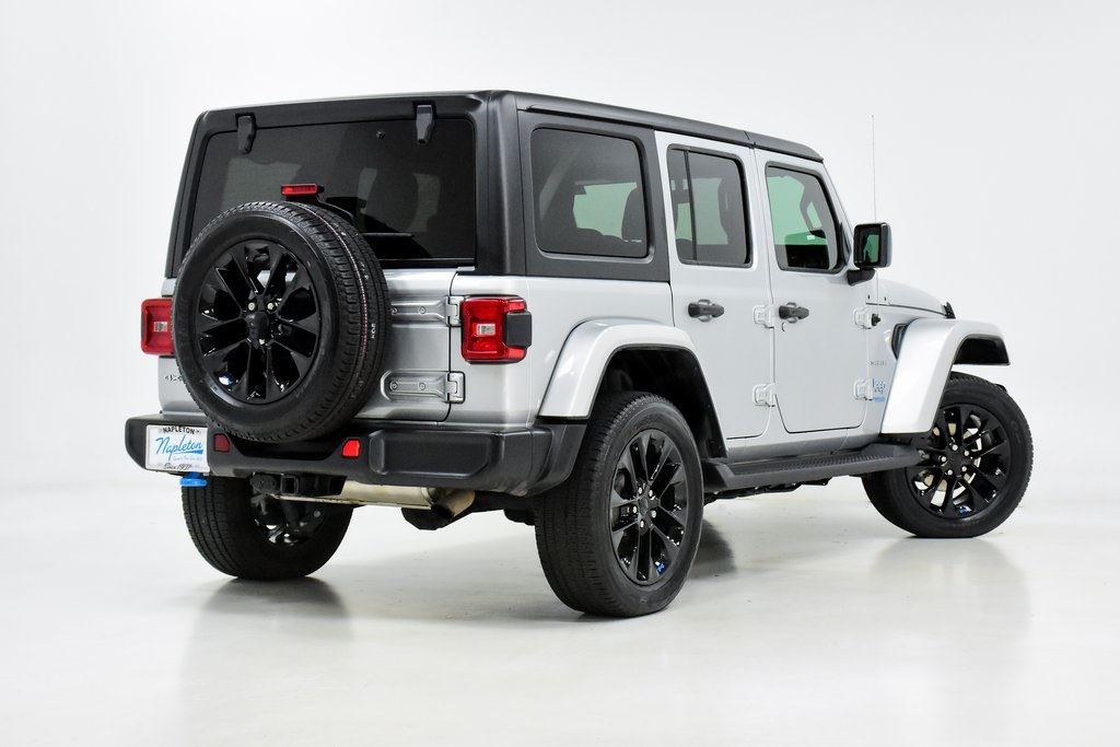 2022 Jeep Wrangler Unlimited Sahara 4xe 32