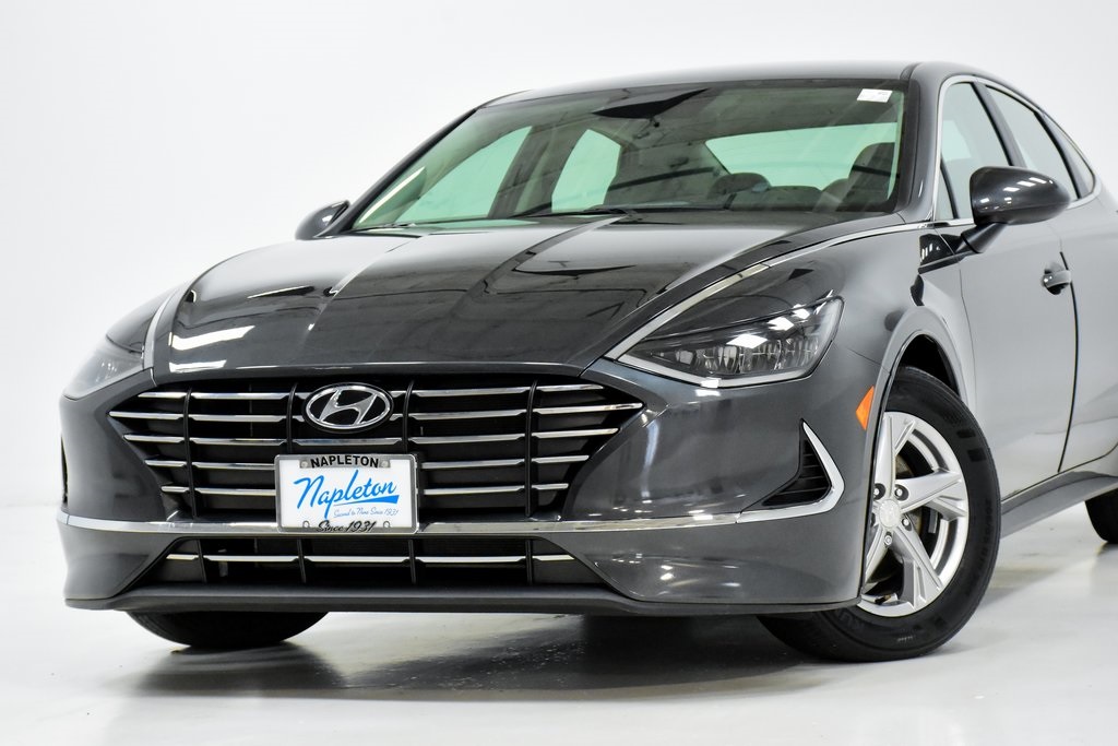 2022 Hyundai Sonata SE 2