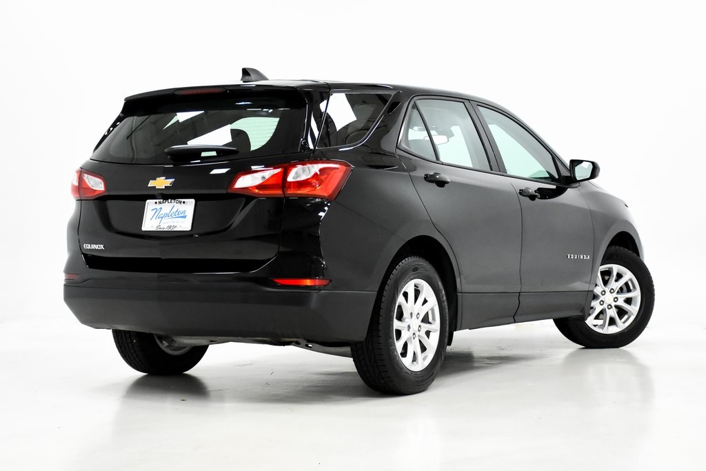 2019 Chevrolet Equinox LS 26