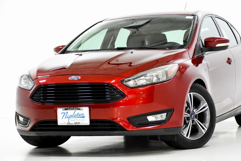 2016 Ford Focus SE 2