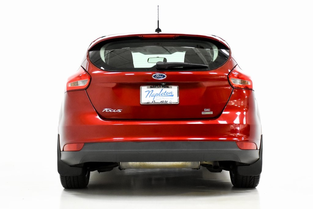 2016 Ford Focus SE 26