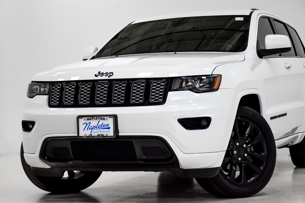 2018 Jeep Grand Cherokee Altitude 2