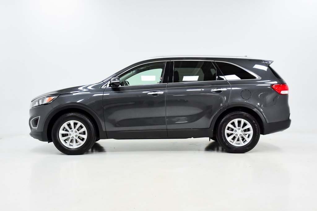 2018 Kia Sorento LX 25