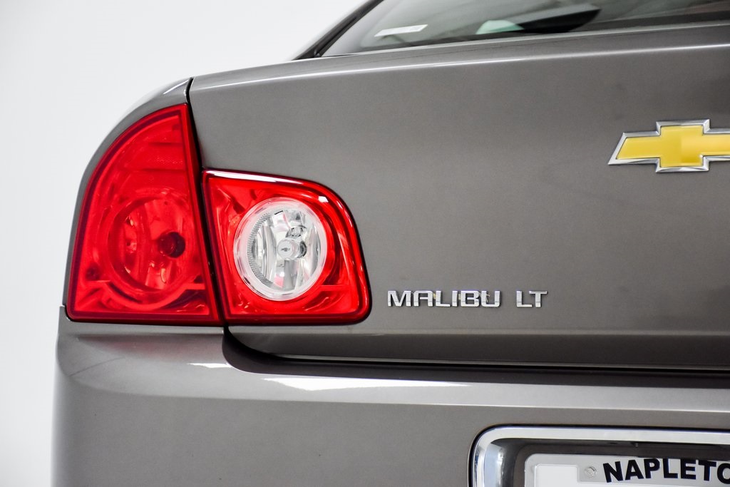 2010 Chevrolet Malibu LT 24