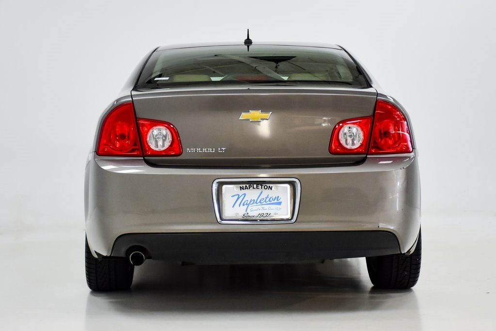 2010 Chevrolet Malibu LT 25