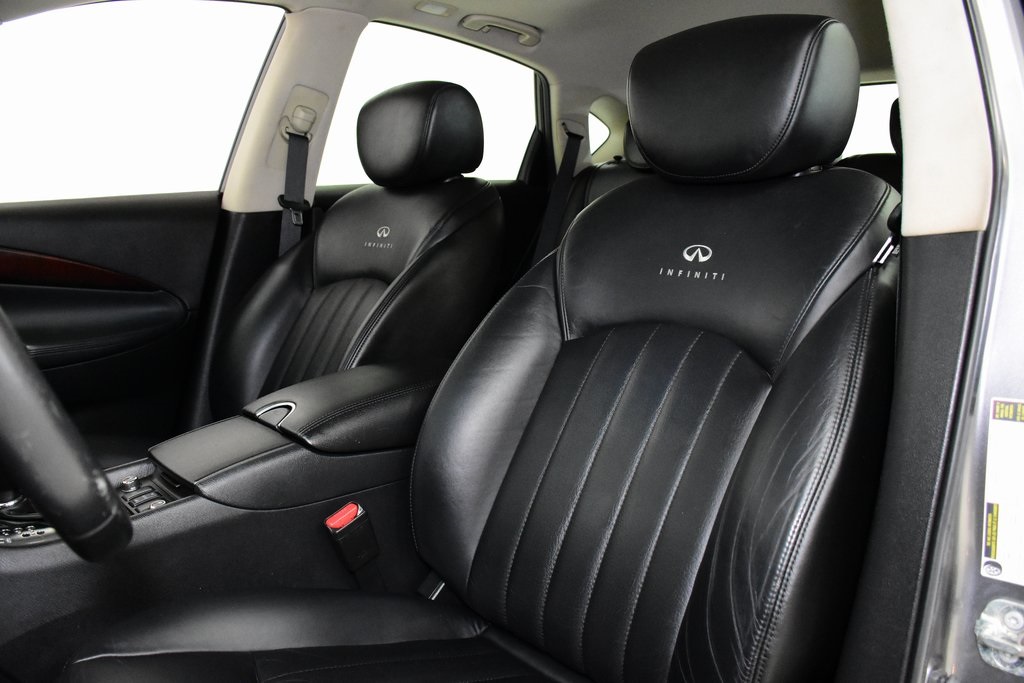 2011 INFINITI EX35 Journey 9