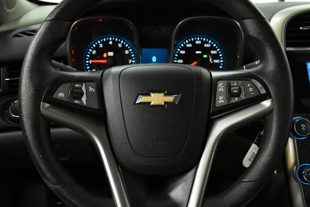 2013 Chevrolet Malibu LS 9