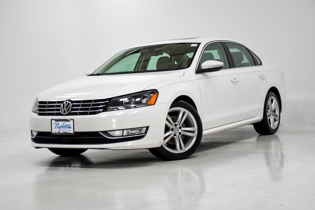 2012 Volkswagen Passat V6 SE 1