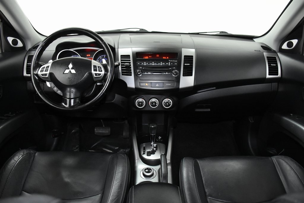 2009 Mitsubishi Outlander XLS 21