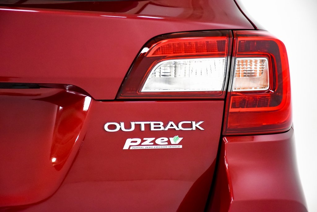 2017 Subaru Outback 2.5i 29