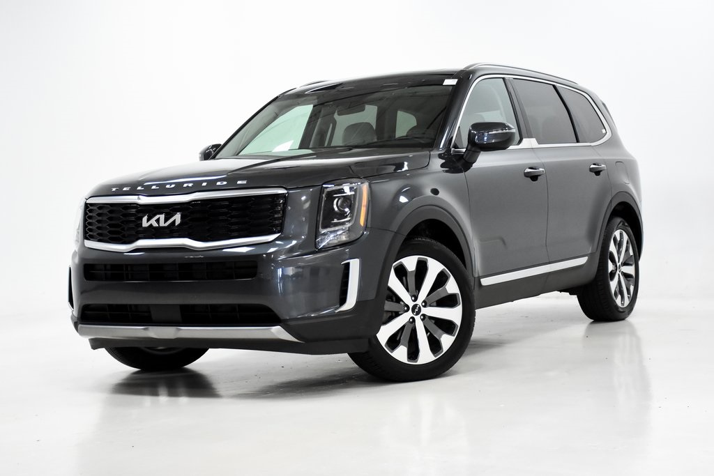 2022 Kia Telluride S 1