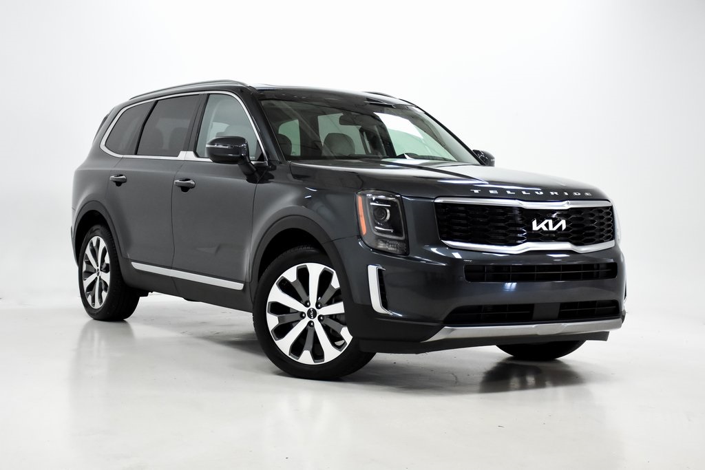 2022 Kia Telluride S 5