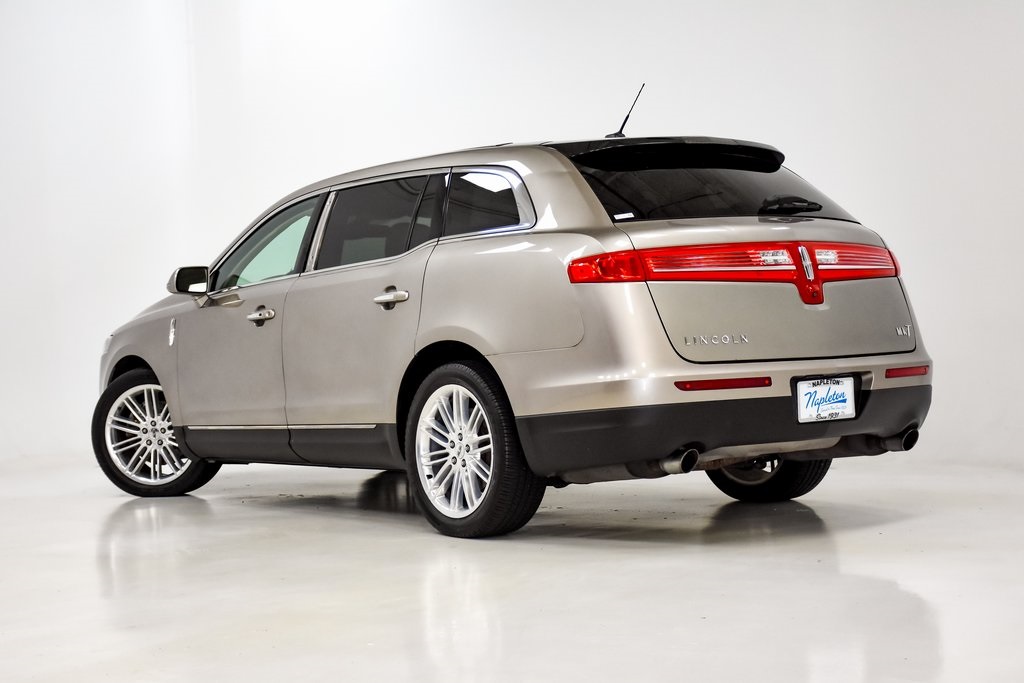 2019 Lincoln MKT Standard 30