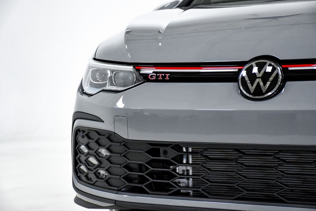 2024 Volkswagen Golf GTI Autobahn 4