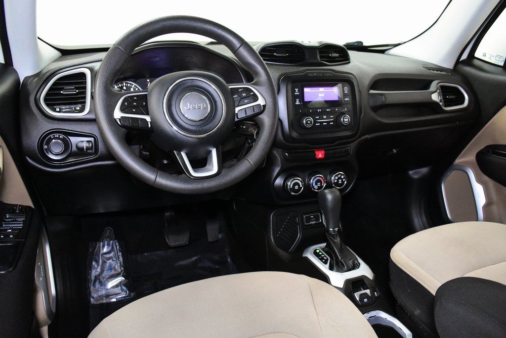 2015 Jeep Renegade Sport 6