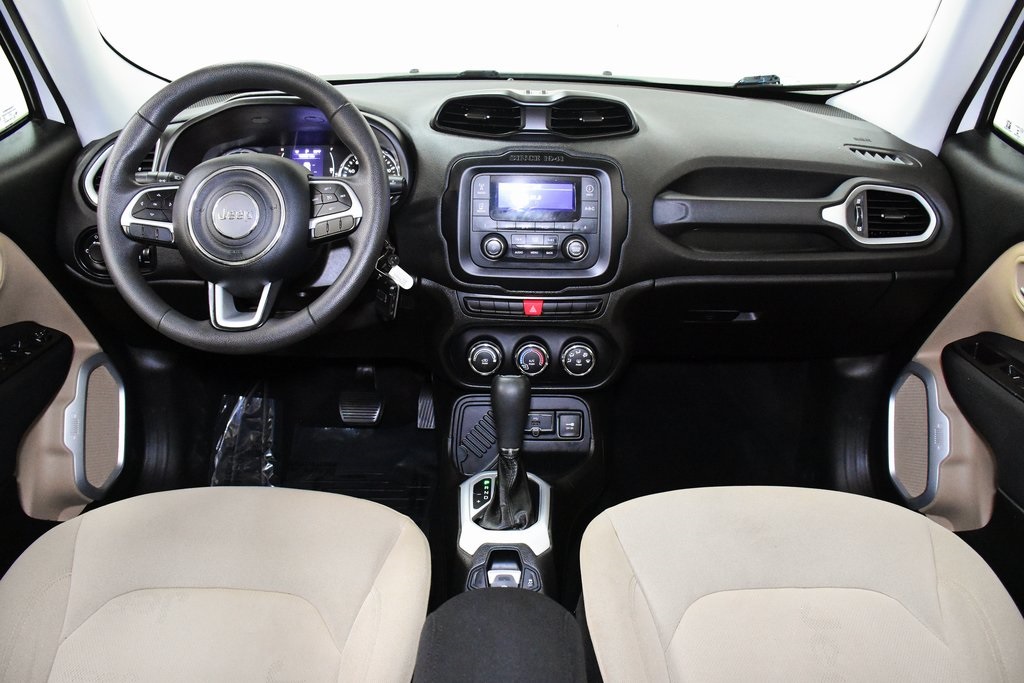 2015 Jeep Renegade Sport 19