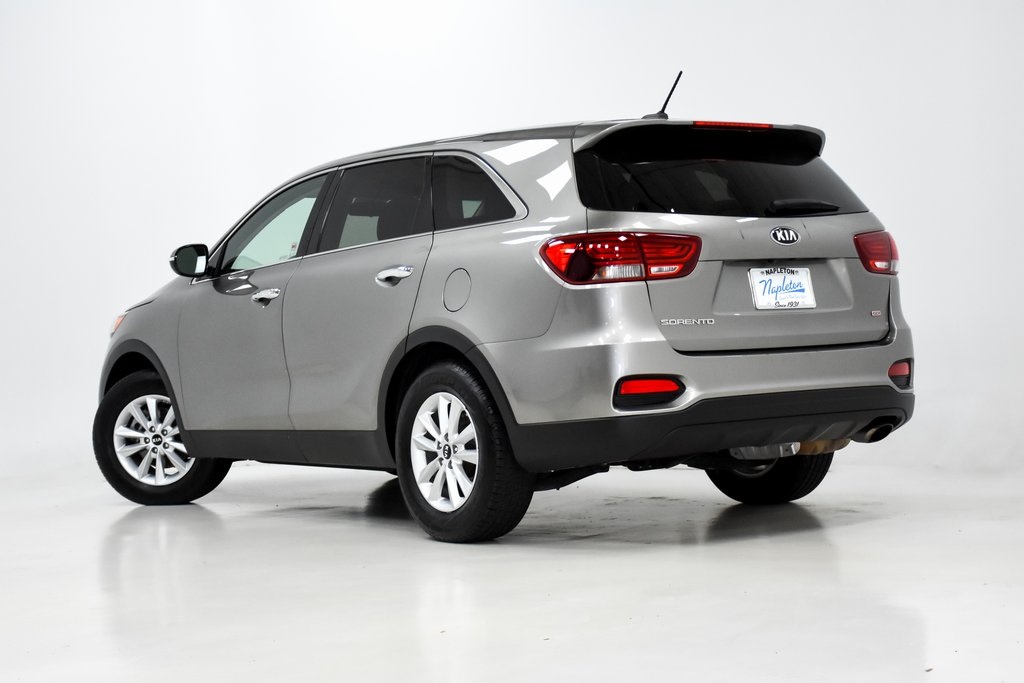 2019 Kia Sorento LX 26