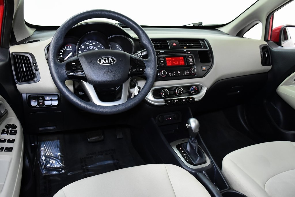 2013 Kia Rio LX 6