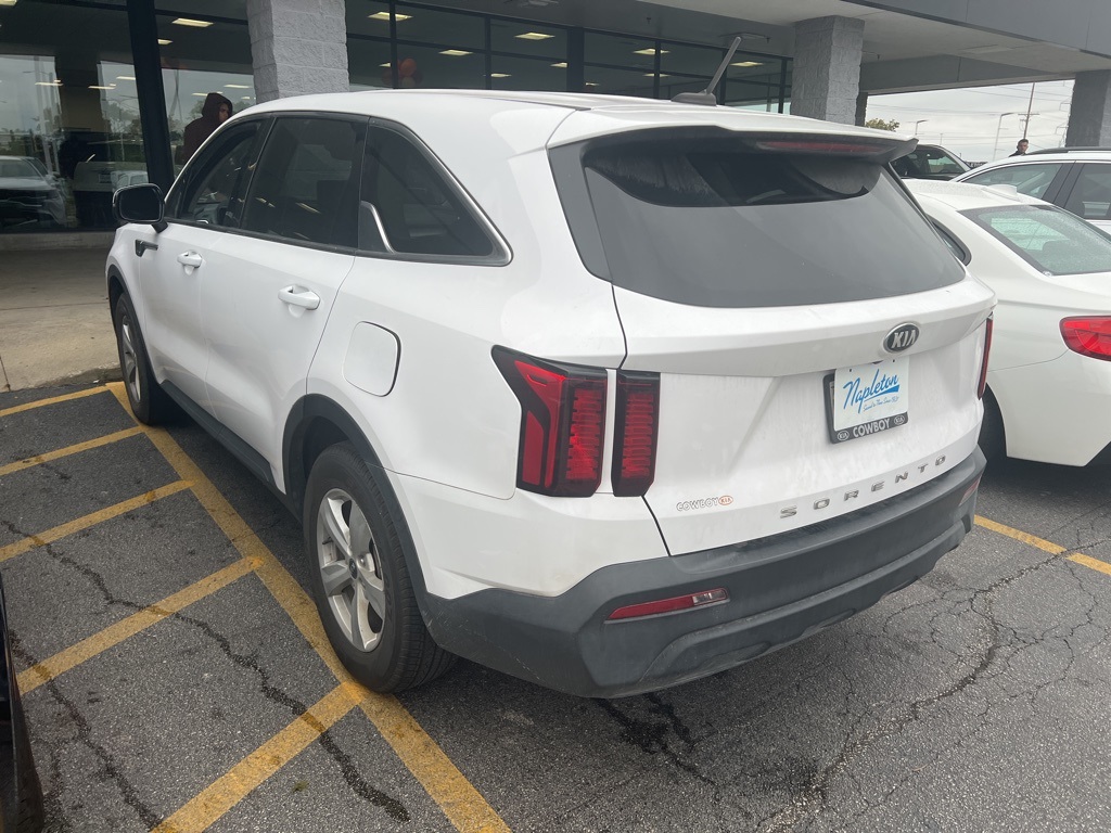 2021 Kia Sorento LX 5