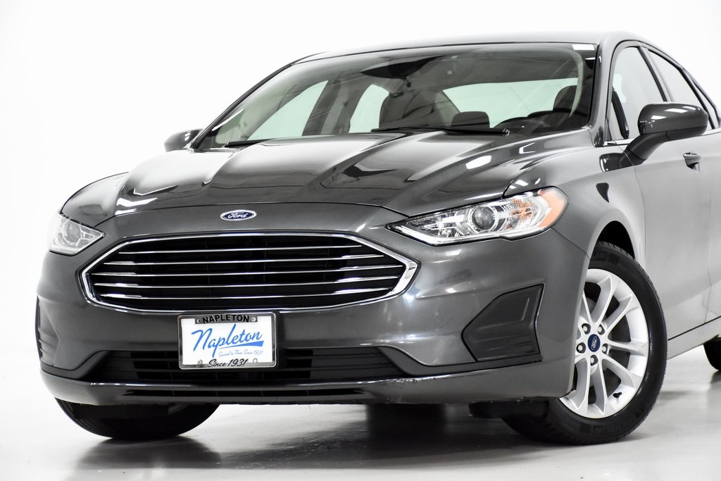 2020 Ford Fusion SE 2