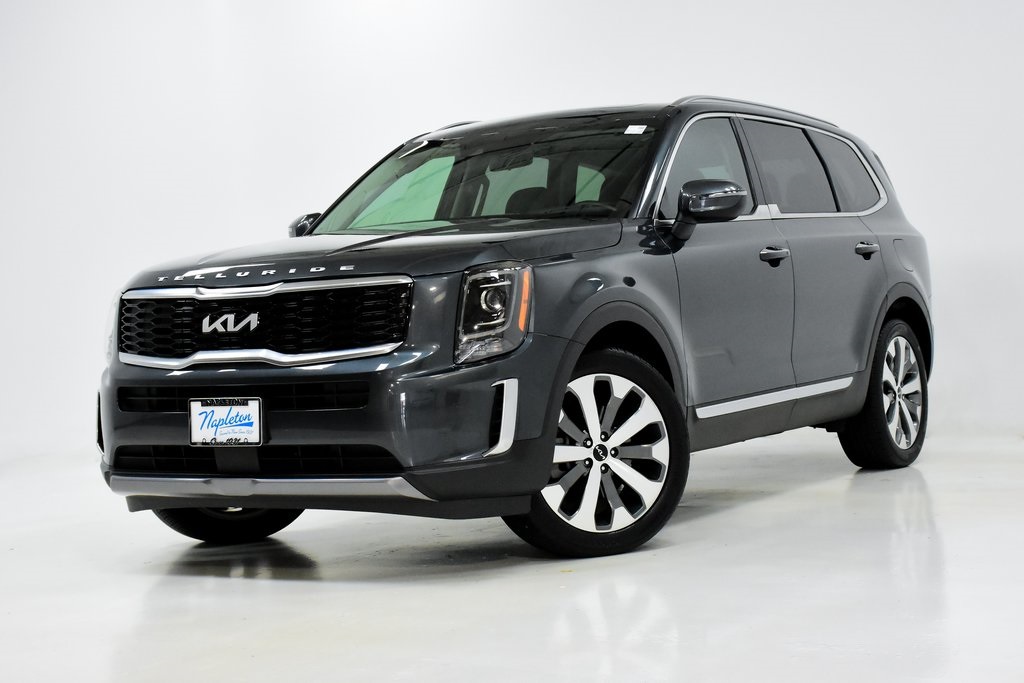 2022 Kia Telluride S 1