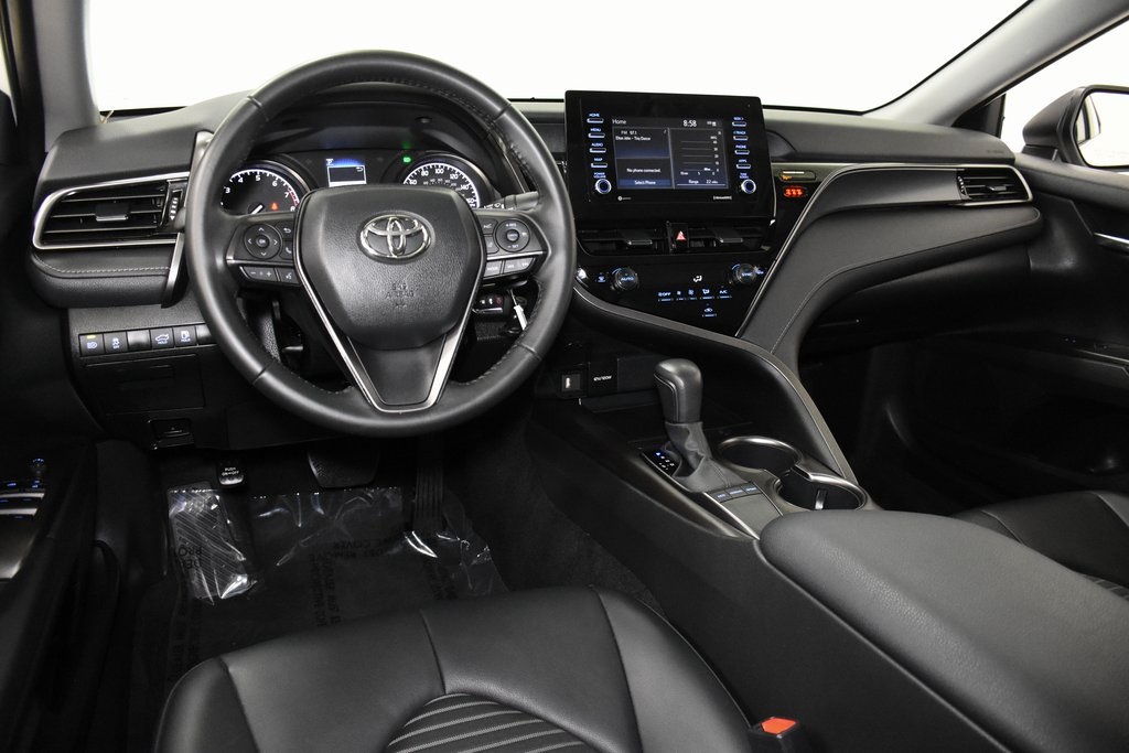 2023 Toyota Camry SE 6