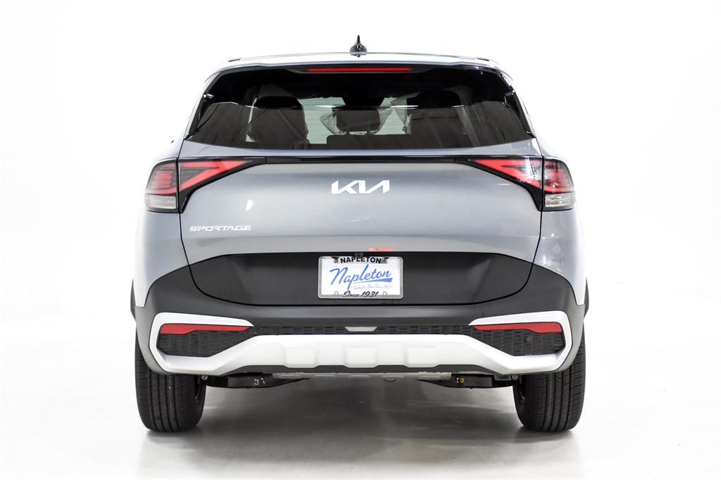 2024 Kia Sportage EX 8