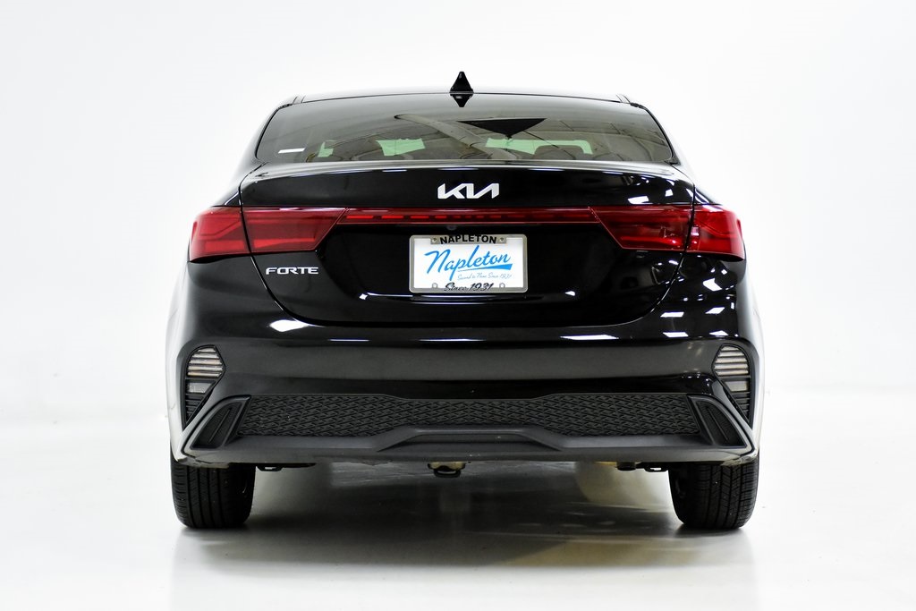 2022 Kia Forte LXS 27