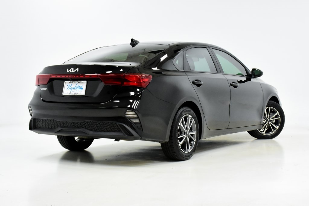 2022 Kia Forte LXS 28