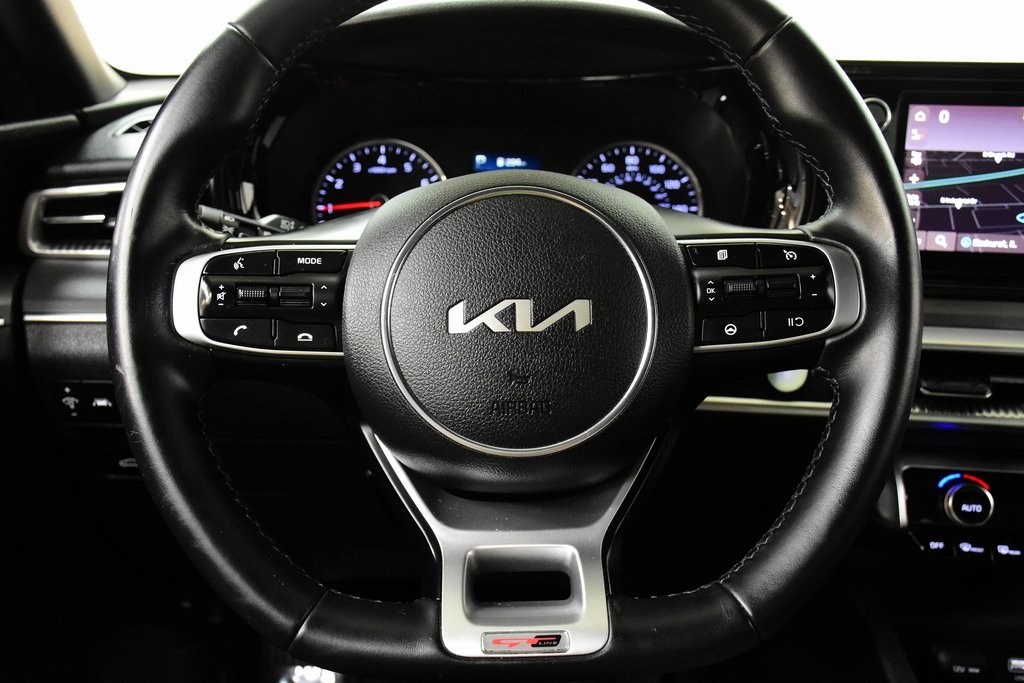 2022 Kia K5 GT-Line 12