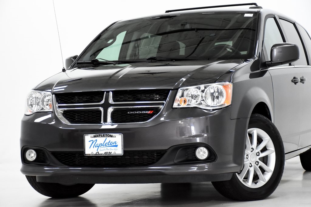 2020 Dodge Grand Caravan SXT 2