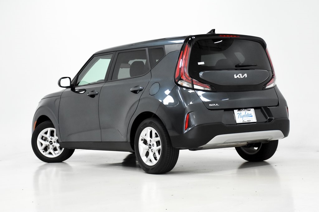 2023 Kia Soul LX 25