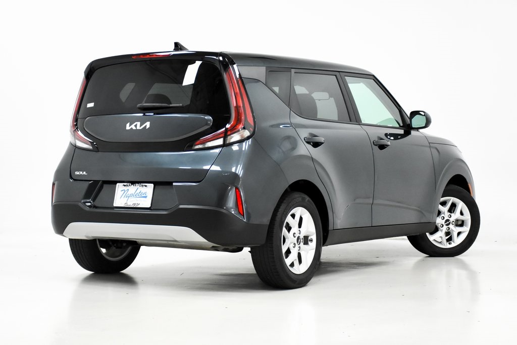 2023 Kia Soul LX 27