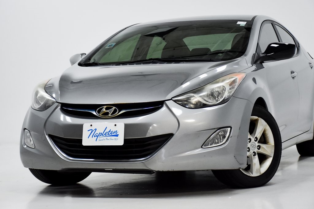 2012 Hyundai Elantra GLS 2