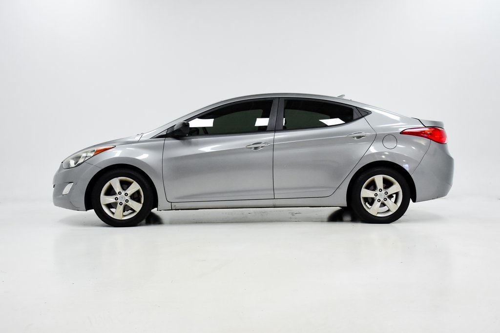 2012 Hyundai Elantra GLS 17