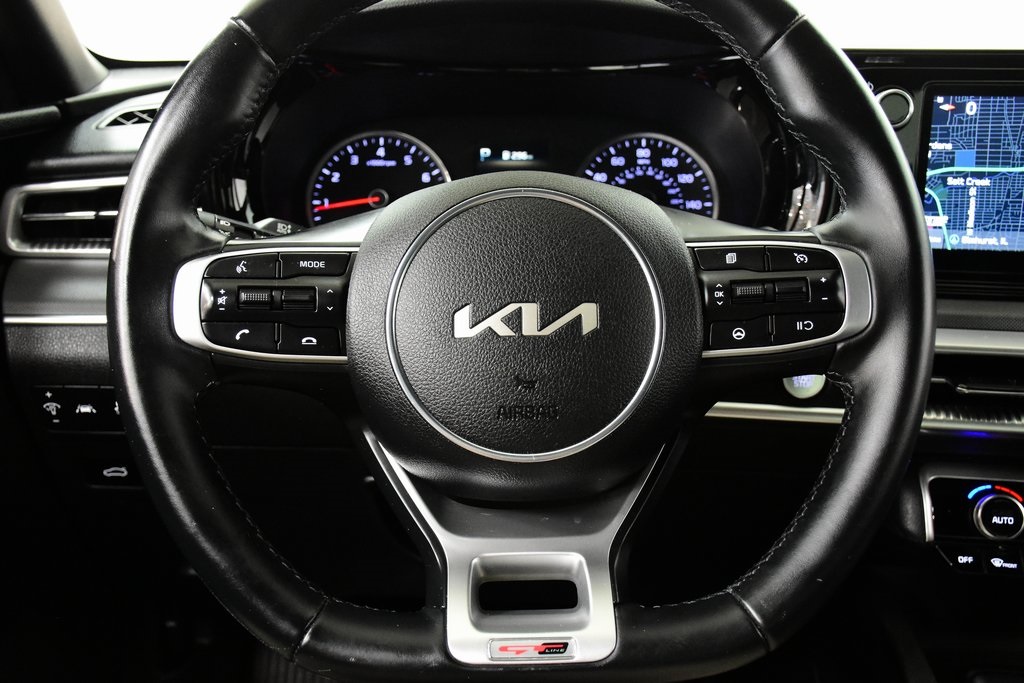 2022 Kia K5 GT-Line 12