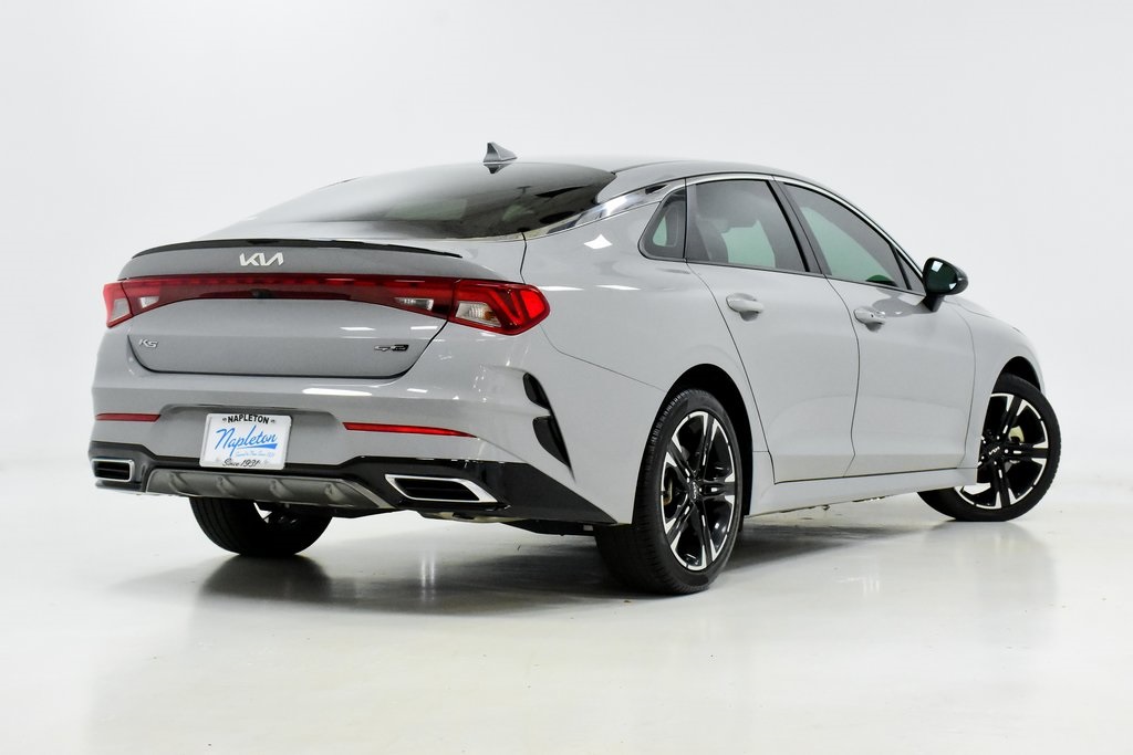 2022 Kia K5 GT-Line 32