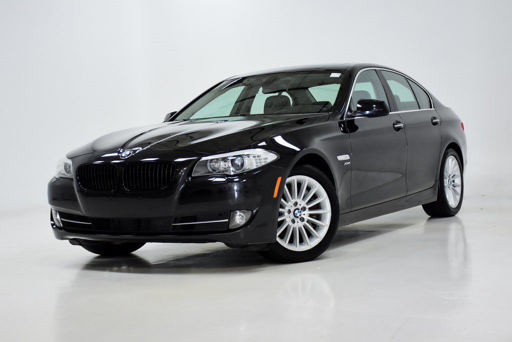 2012 BMW 5 Series 535i xDrive 1