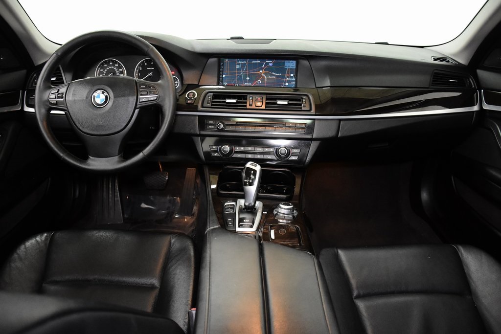 2012 BMW 5 Series 535i xDrive 27