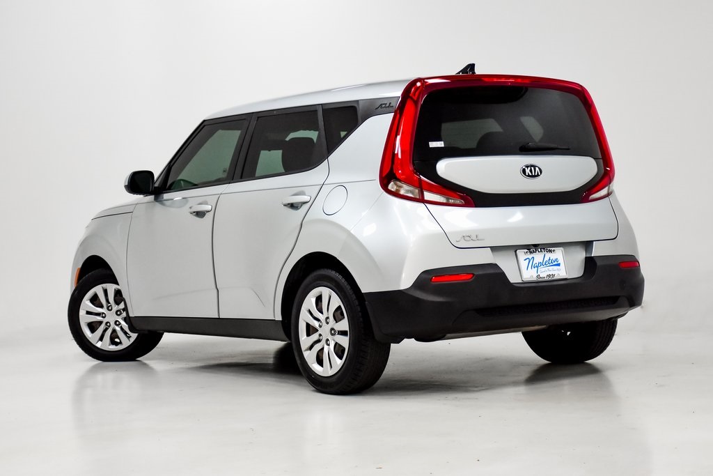 2020 Kia Soul LX 24