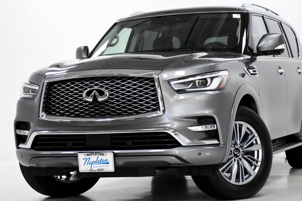 2019 INFINITI QX80 LUXE 2