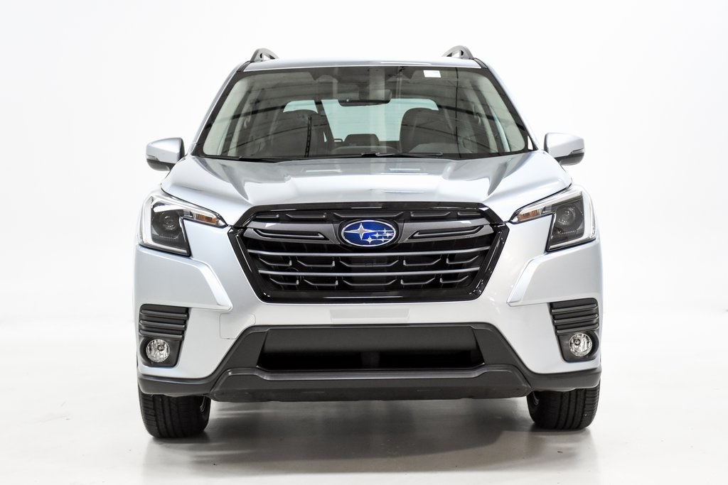 2023 Subaru Forester Limited 3