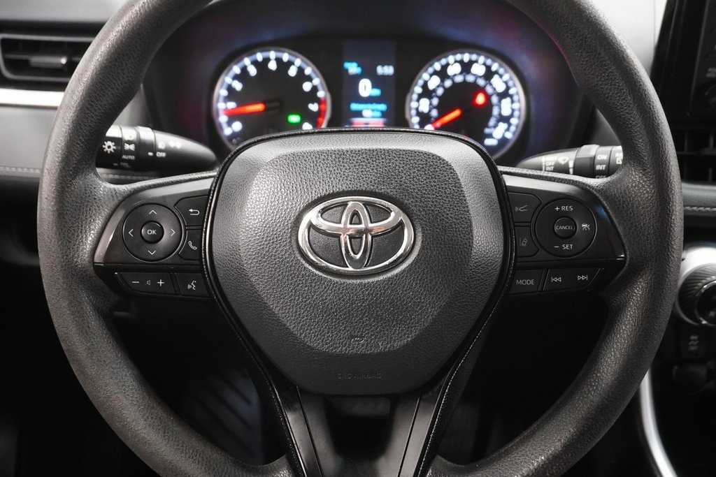 2021 Toyota RAV4 XLE 11