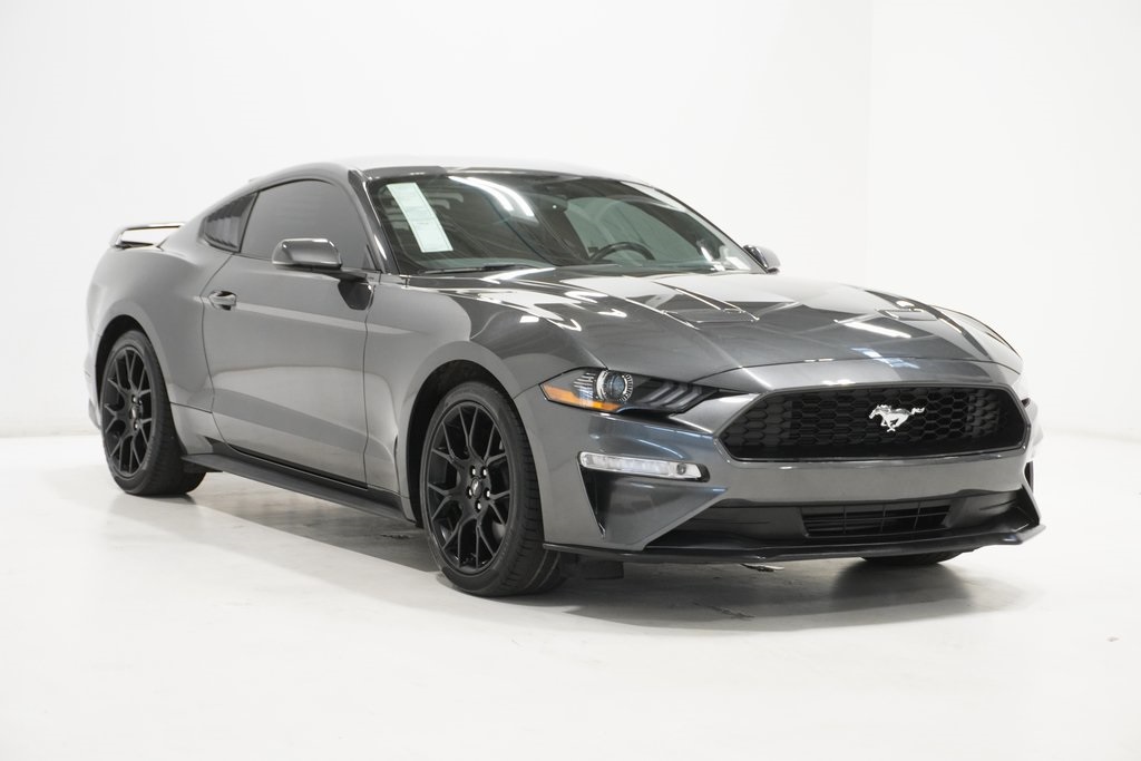 2019 Ford Mustang EcoBoost Premium 3