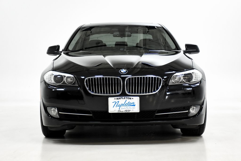 2013 BMW 5 Series 528i xDrive 3