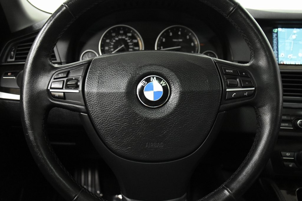 2013 BMW 5 Series 528i xDrive 12